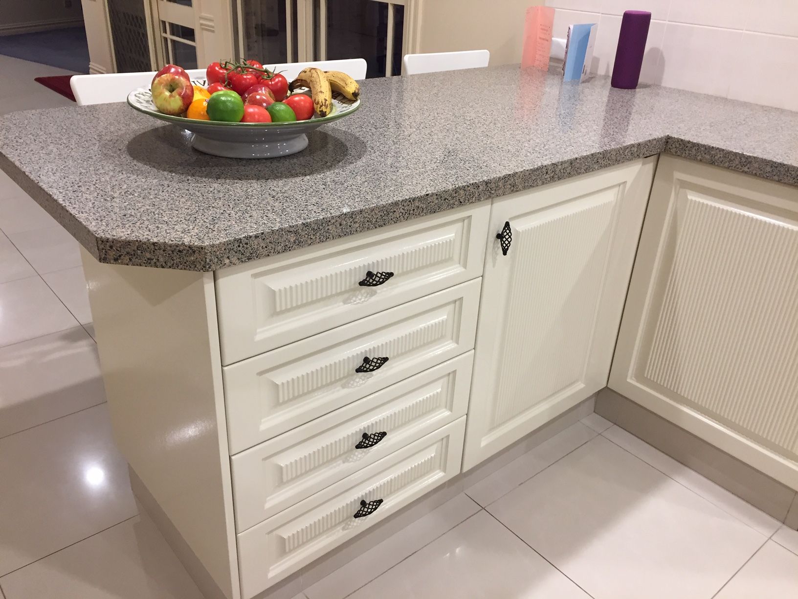 Solved: Painting kitchen cabinet doors - Dulux R ...